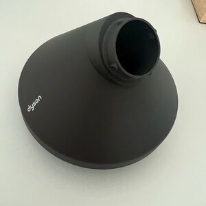 Dyson Airwrap diffuser attachment